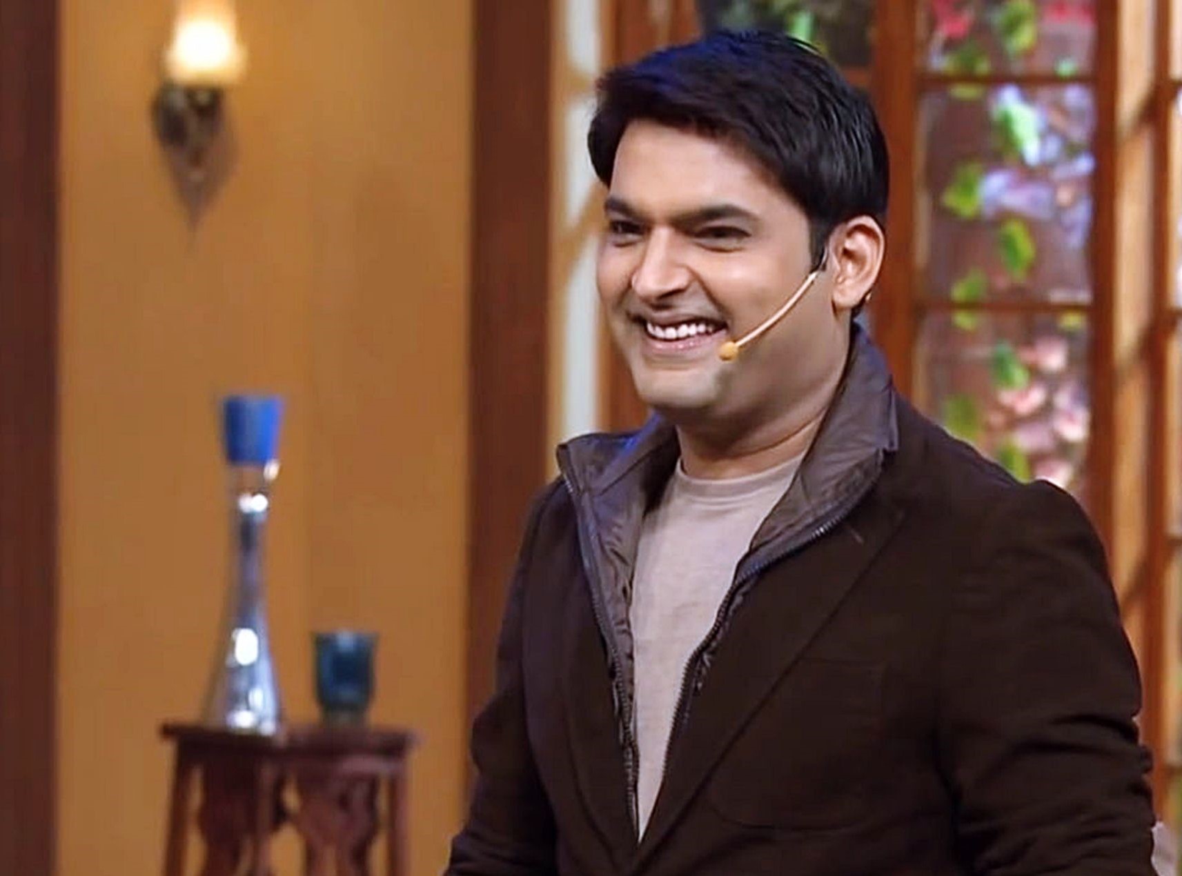 After Sunil Grover, Kapil Sharma Now UNFOLLOWS Ali Asgar & Chandan Prabhakar!