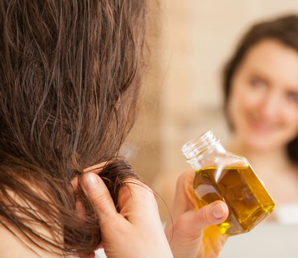apply hair oil - top 10 holi hacks