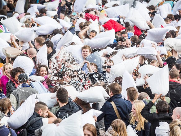 International Pillow fight day