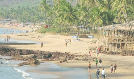 10-Indian-destinations-for-solo-women-travelers-Anjuna-beach