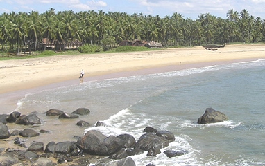 10-Indian-destinations-for-solo-women-travelers-panambur-beach