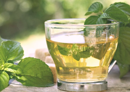 10-ways-to-lose-belly-fat-green-tea