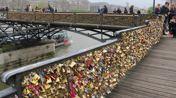 love-lock-bridge-paris