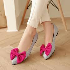 college-must-haves-for-girls-ballet-flat