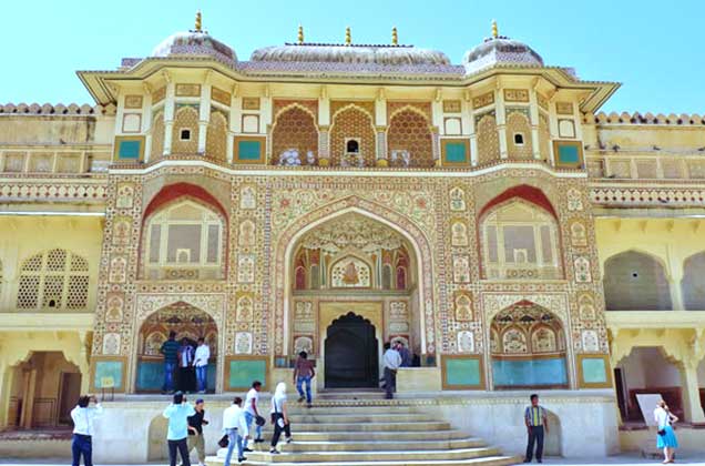 5 Reasons Why Jaipur Is The Perfect Winter Destination-shesh-mahal