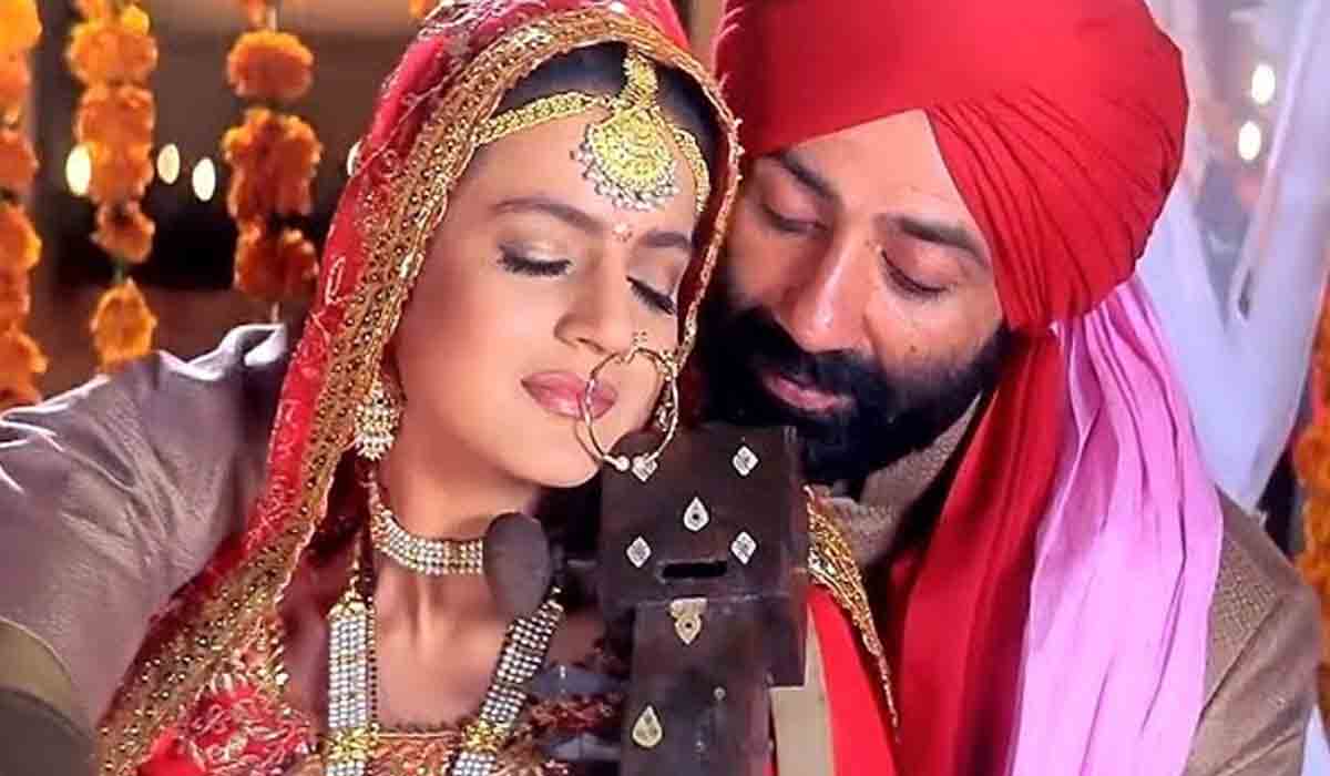 Tara and Sakina Return: Gadar 2 Set to Take the Entertainment World by Storm!